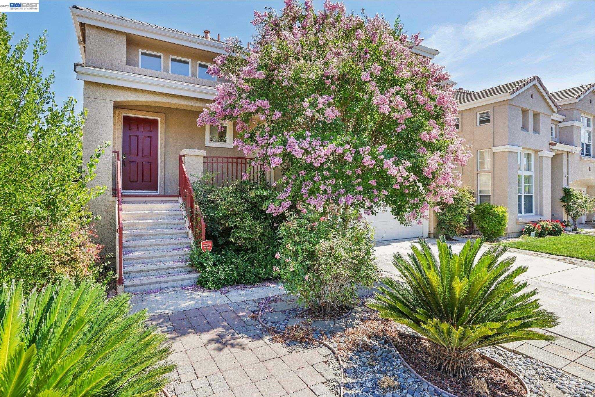 106 Triana Way San Ramon, CA 94583 - Photo 3 of 33 Gallery Image 3