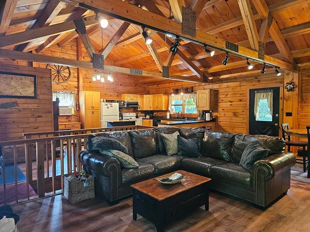 $515,000 | 1362 River Road, Fletcher, VT 05444