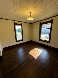 $1,350 | 906 Ohio Street, Unit 1, Michigan City, IN 46360