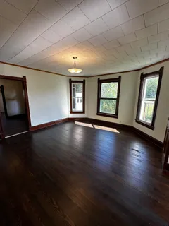 $1,350 | 906 Ohio Street, Unit 1, Michigan City, IN 46360