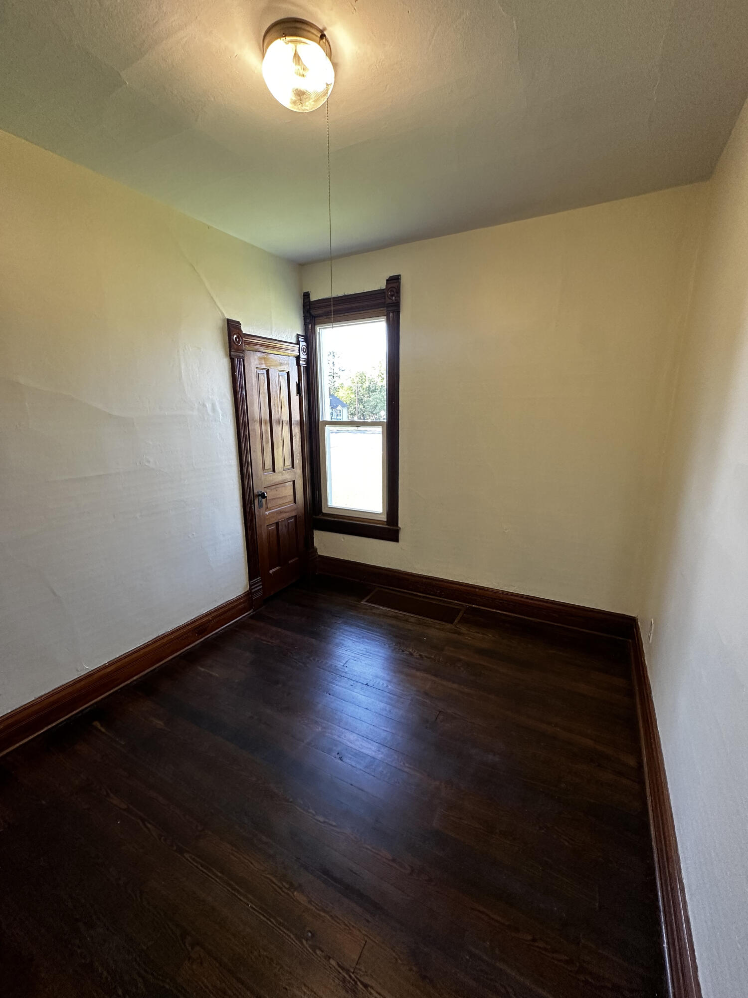 906 Ohio Street, Unit 1 Michigan City, IN 46360 - Photo 6 of 19 1500x2000