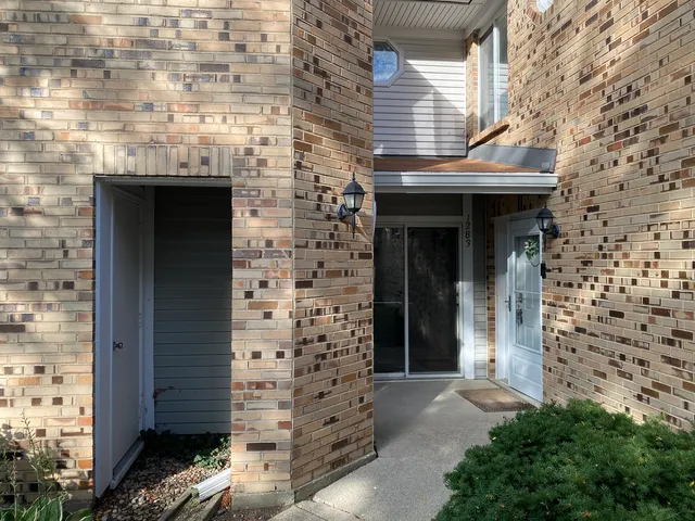 $2,480 | 1283 Ranchview Court, Buffalo Grove, IL 60089