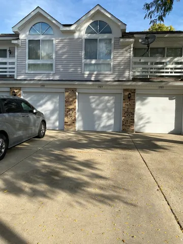 $2,480 | 1283 Ranchview Court, Buffalo Grove, IL 60089