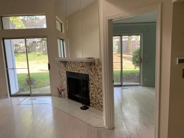 $2,480 | 1283 Ranchview Court, Buffalo Grove, IL 60089