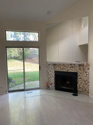 $2,480 | 1283 Ranchview Court, Buffalo Grove, IL 60089