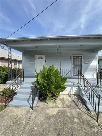 $1,200 | 1728 Lesseps Street, New Orleans, LA 70117