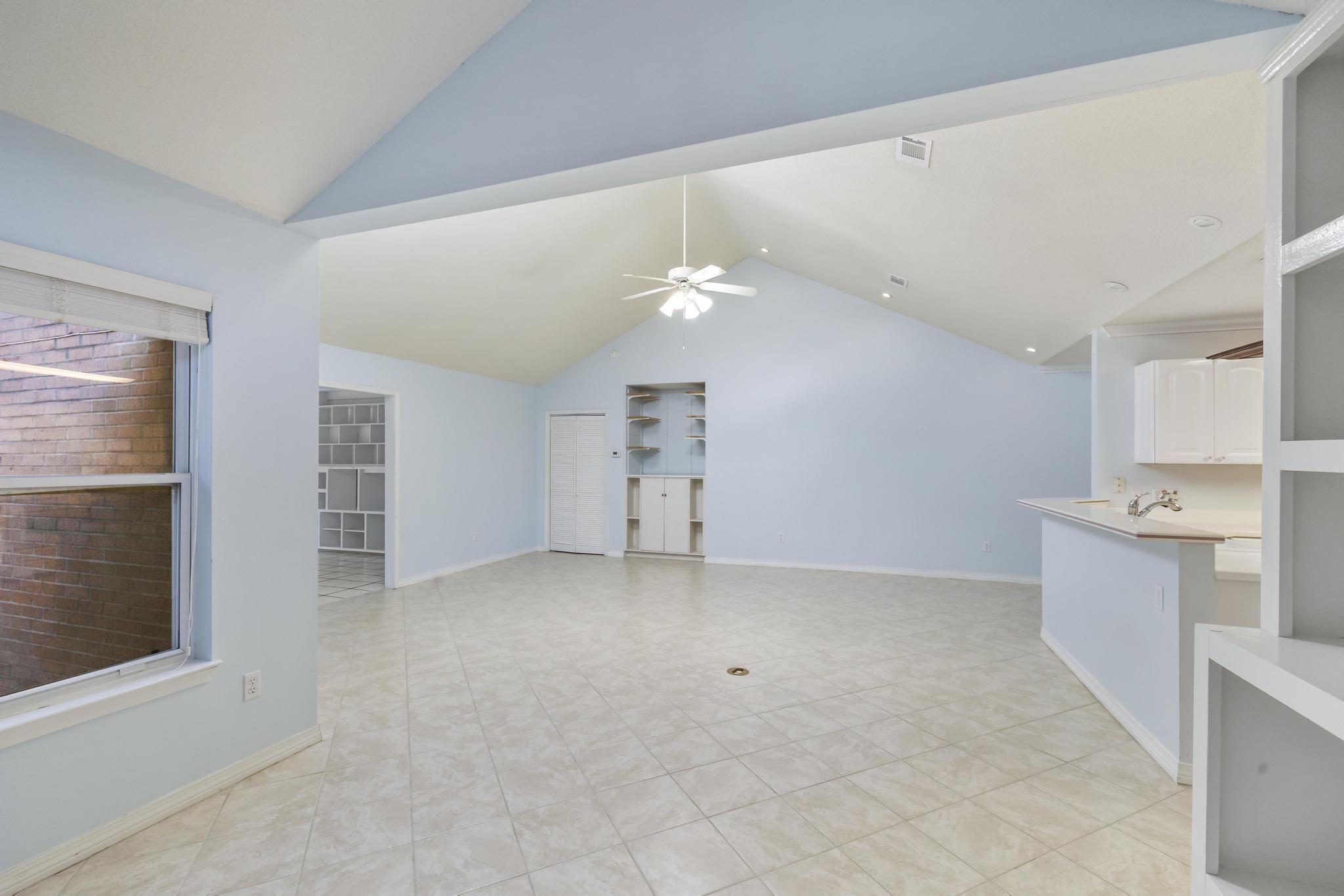 1780 Ivalea Circle Navarre, FL 32566 - Photo 20 of 43 7Y9A8992