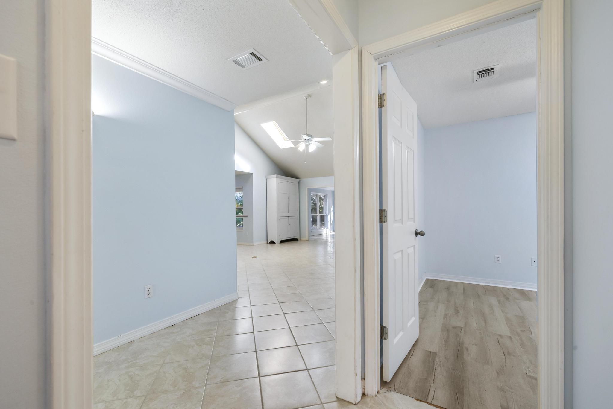 1780 Ivalea Circle Navarre, FL 32566 - Photo 35 of 43 7Y9A8962