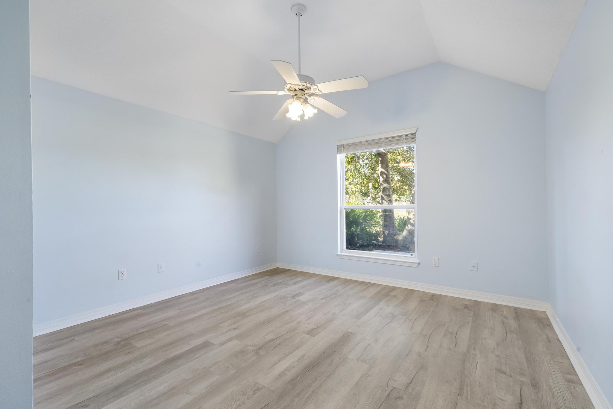 1780 Ivalea Circle Navarre, FL 32566 - Photo 37 of 43 7Y9A8952