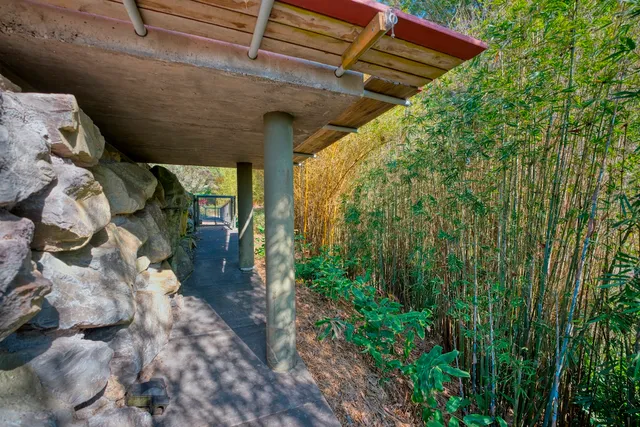 $2,100,000 | 64-5221 Iokua Place, Kamuela, HI 96743