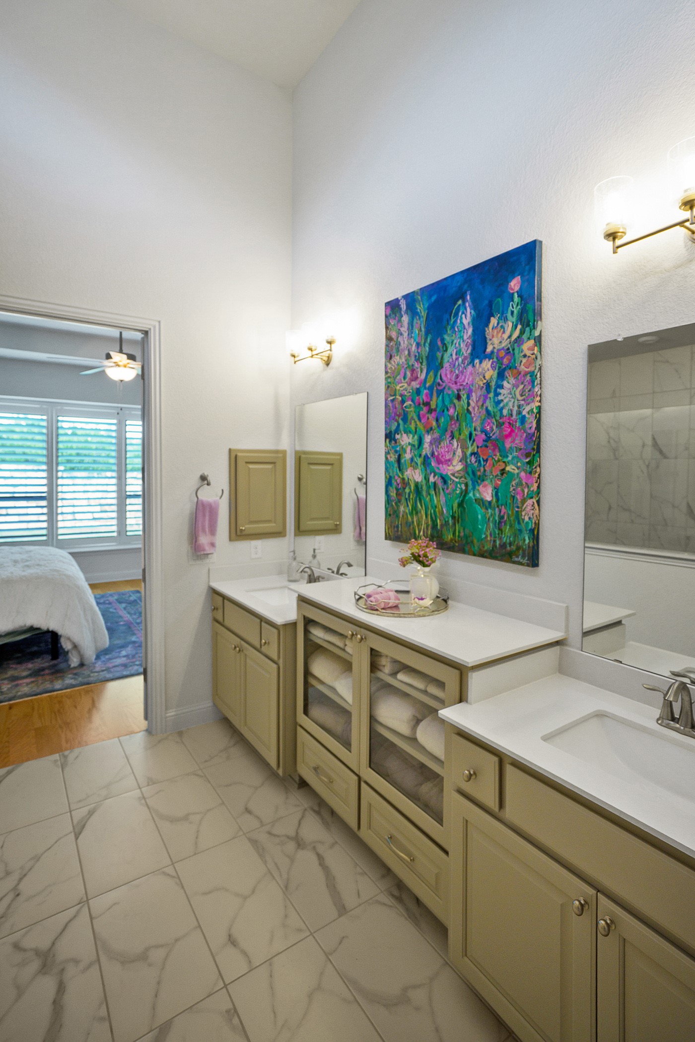 224 Diamondback Drive Georgetown, TX 78628 - Photo 26 of 39 a large bathroom with a sink mirror and a bathtub