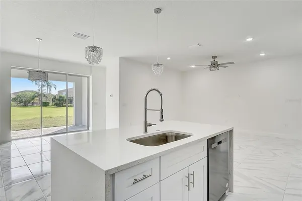 $1,100,000 | 3889 Walker Road, Apopka, FL 32703
