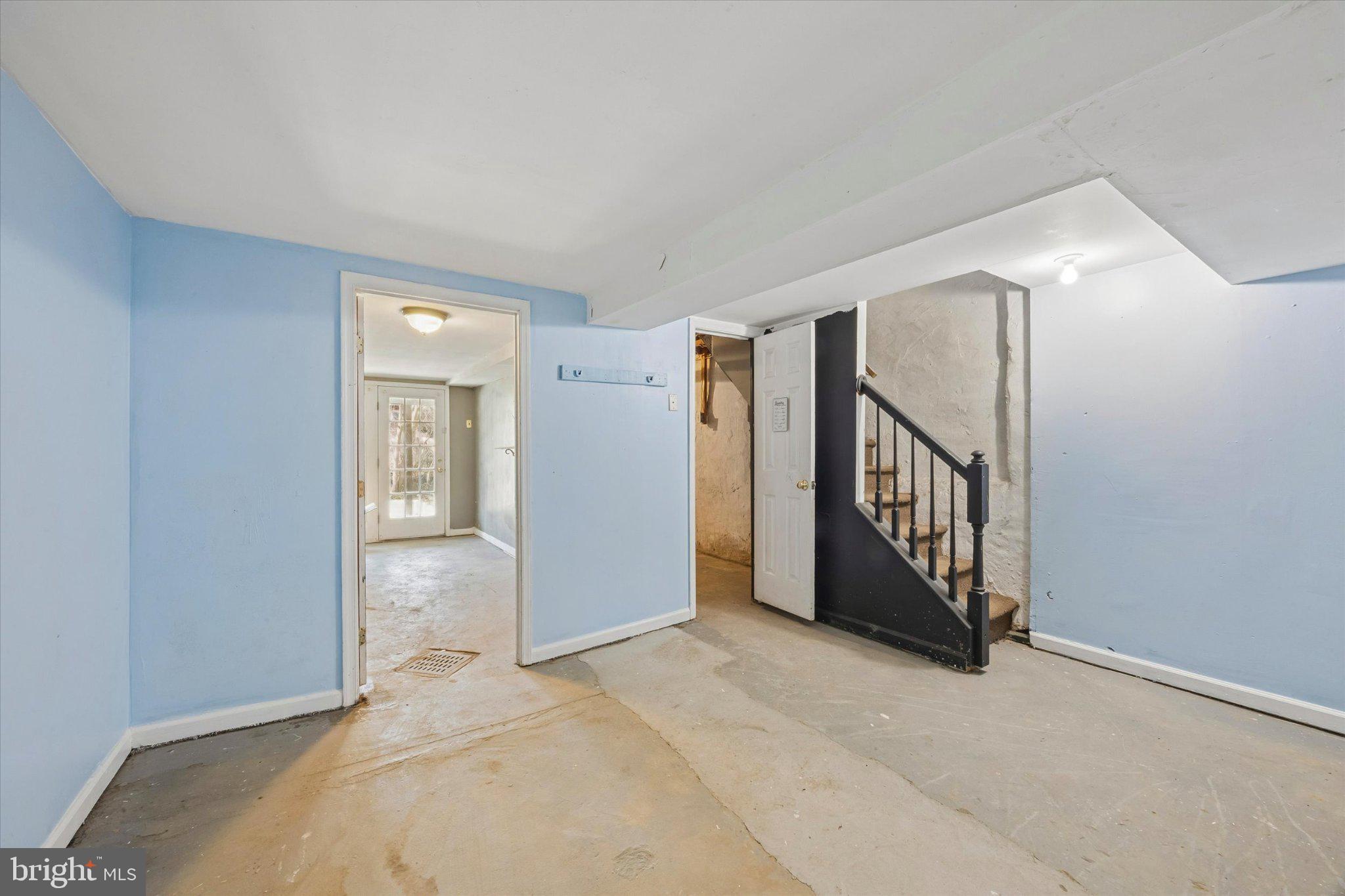 54 Springton Road Upper Darby, PA 19082 - Photo 18 of 25