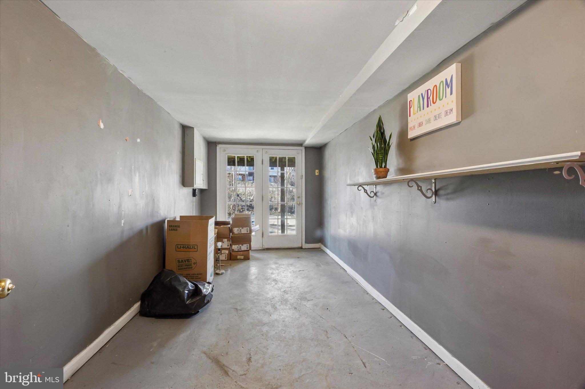 54 Springton Road Upper Darby, PA 19082 - Photo 20 of 25