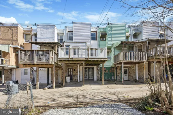 $185,000 | 54 Springton Road, Upper Darby, PA 19082