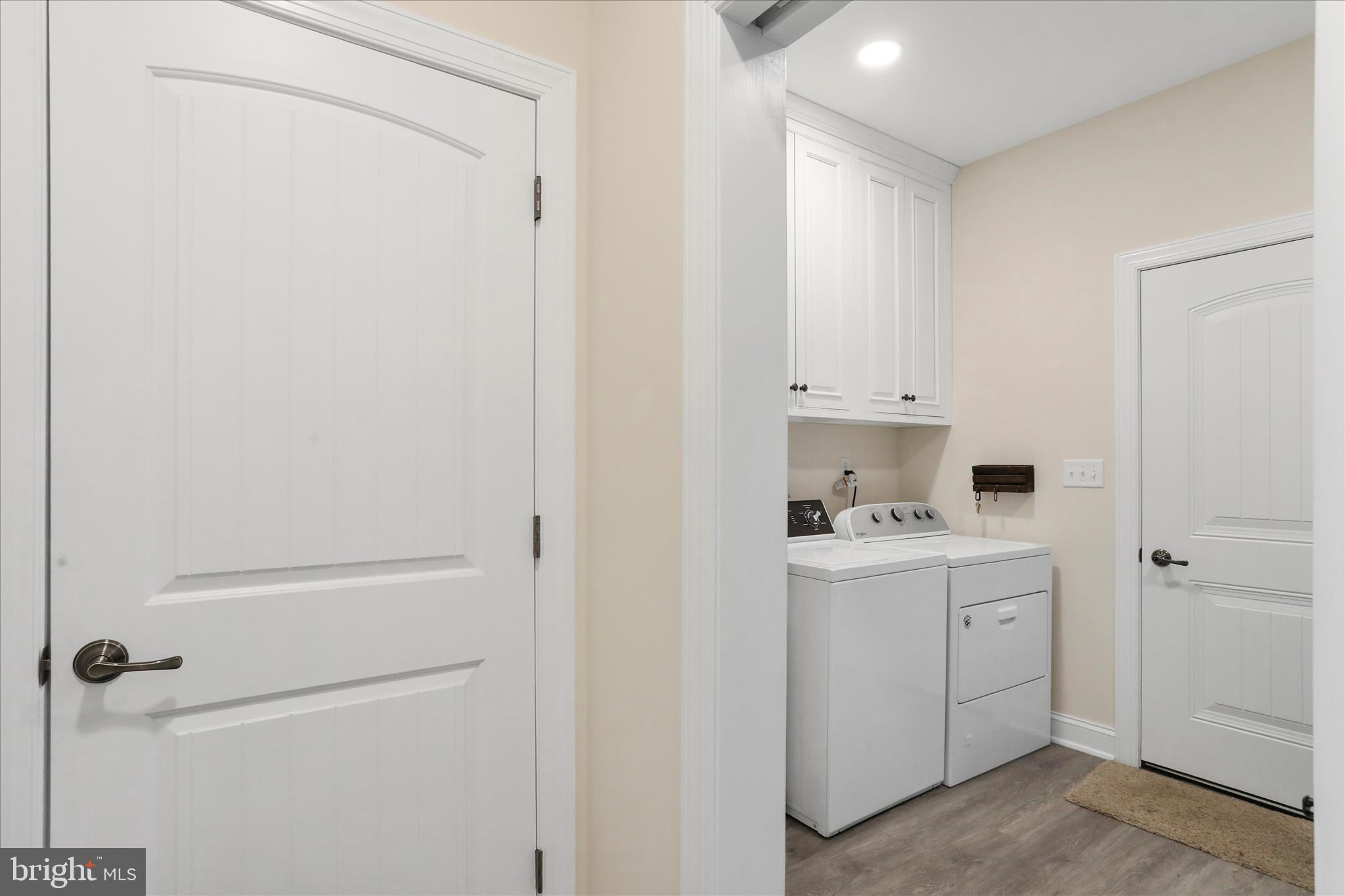 41 Smith Circle Littlestown, PA 17340 - Photo 26 of 53 a view of a kitchen with white cabinets