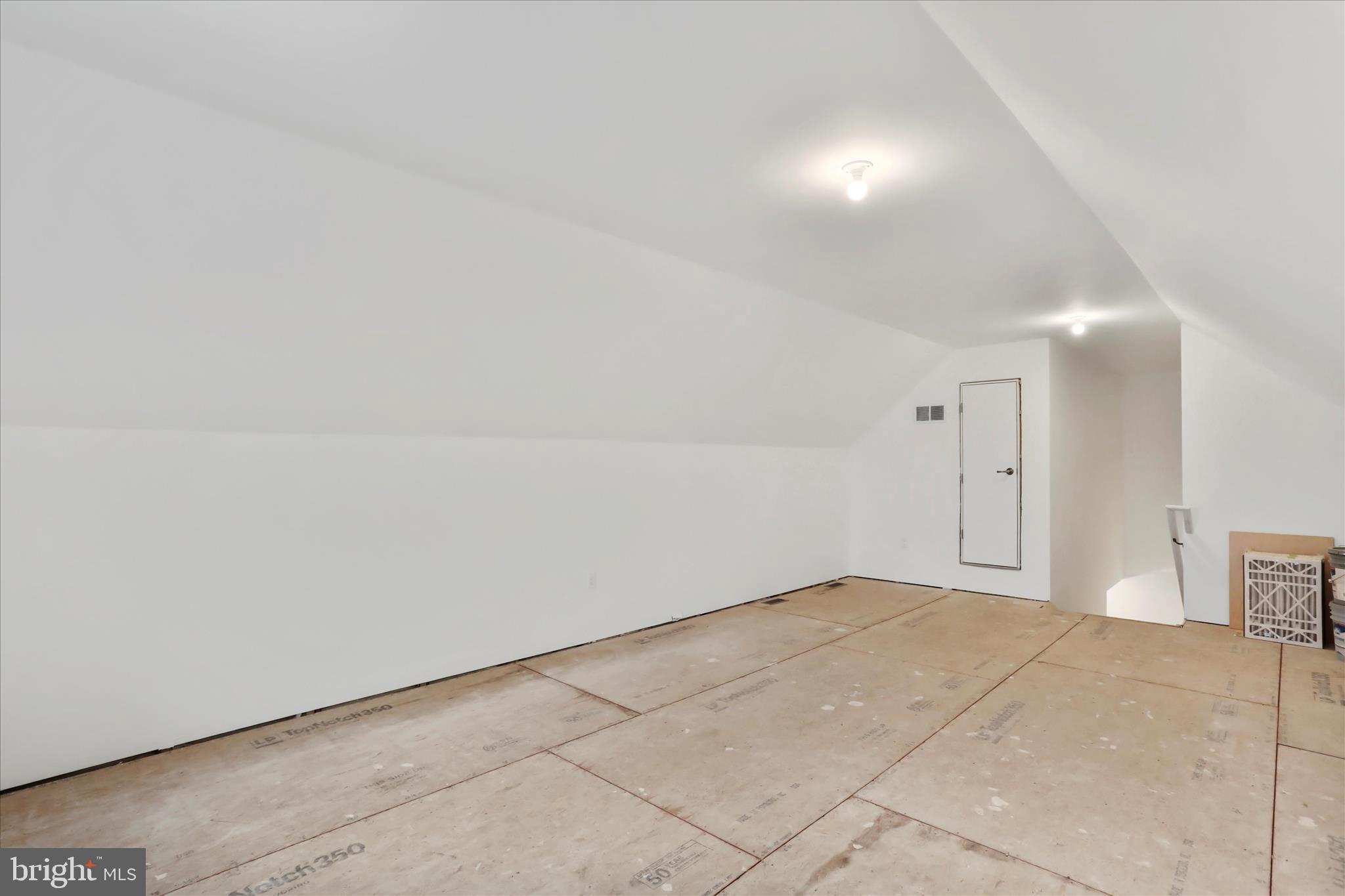 41 Smith Circle Littlestown, PA 17340 - Photo 30 of 53 a view of empty room