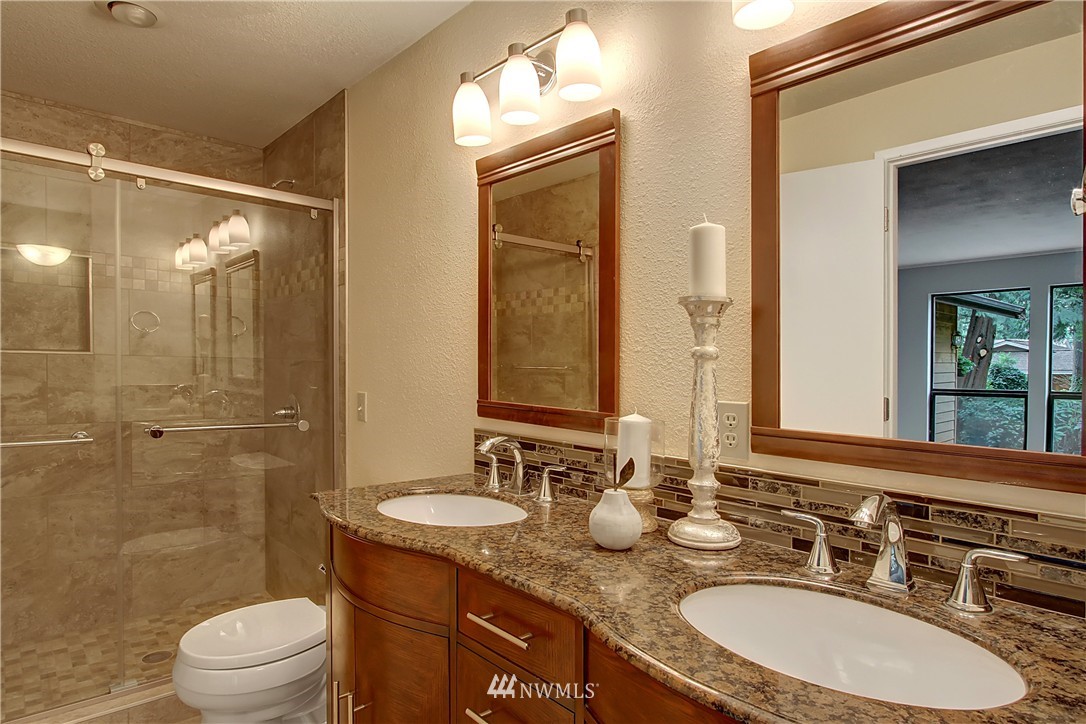 421 176th Place Southwest Bothell, WA 98012 - Photo 12 of 17