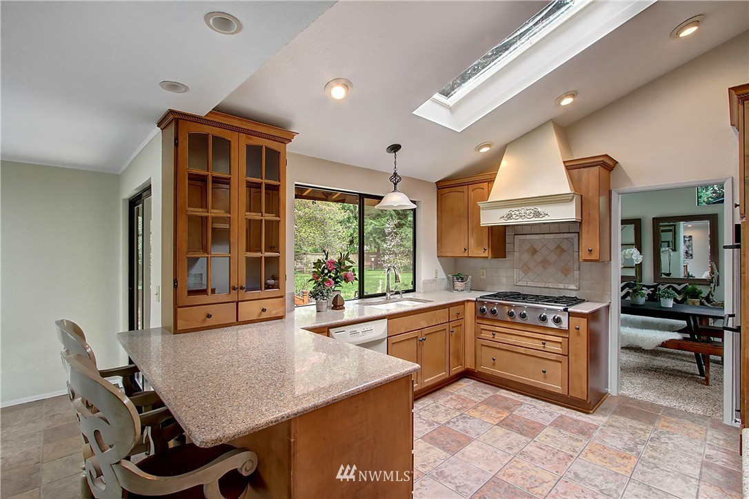 421 176th Place Southwest Bothell, WA 98012 - Photo 7 of 17