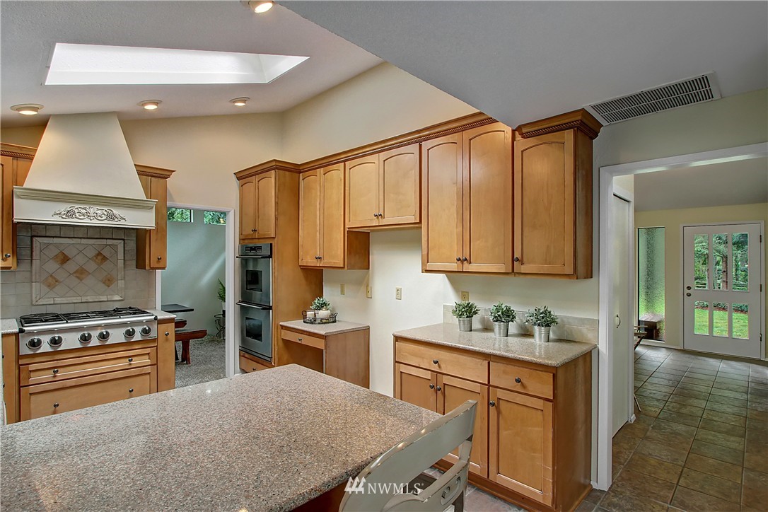 421 176th Place Southwest Bothell, WA 98012 - Photo 8 of 17