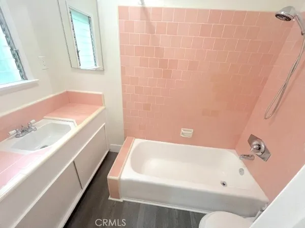 $2,995 | 270 Cliff Drive, Unit 7, Laguna Beach, CA 92651