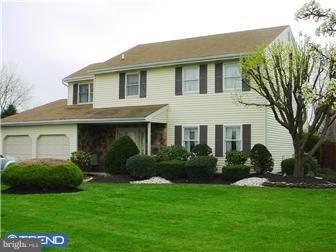 836 Cliff Road Bensalem, PA 19020 - Photo 1 of 11 Exterior Front