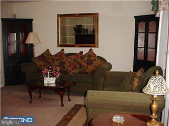 836 Cliff Road Bensalem, PA 19020 - Photo 6 of 11 Living Room