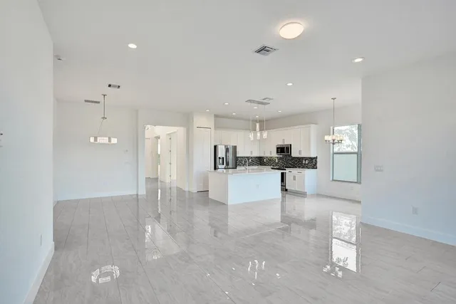 $6,350 | 9623 Brook Isles Avenue, Delray Beach, FL 33446