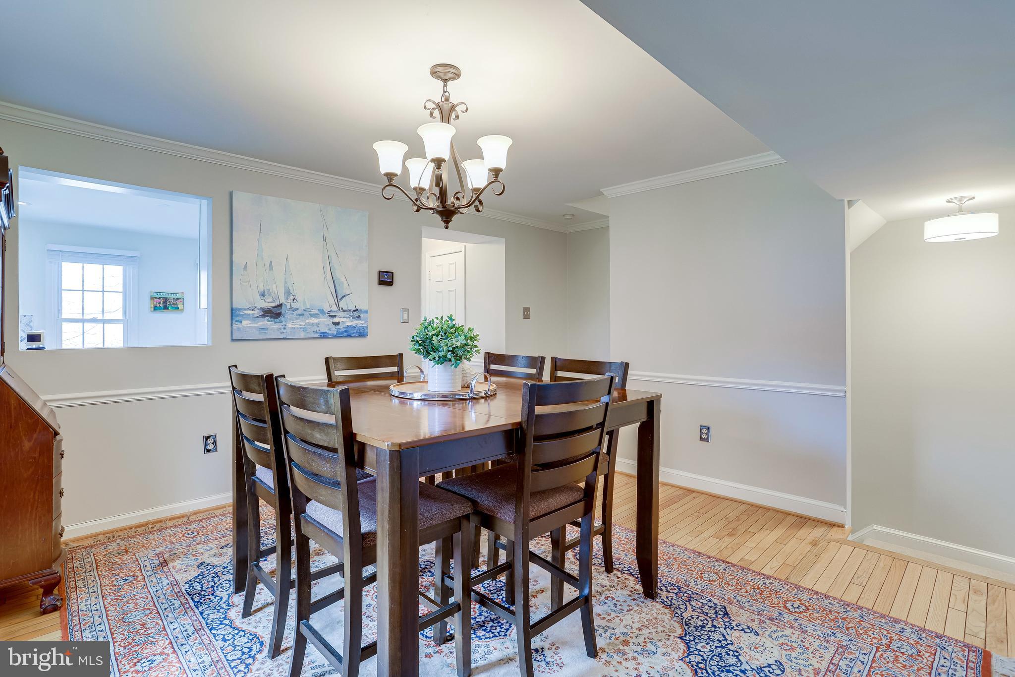 14 South Manchester Street Arlington, VA 22204 - Photo 30 of 88 View of Kitchen Opening into DR.