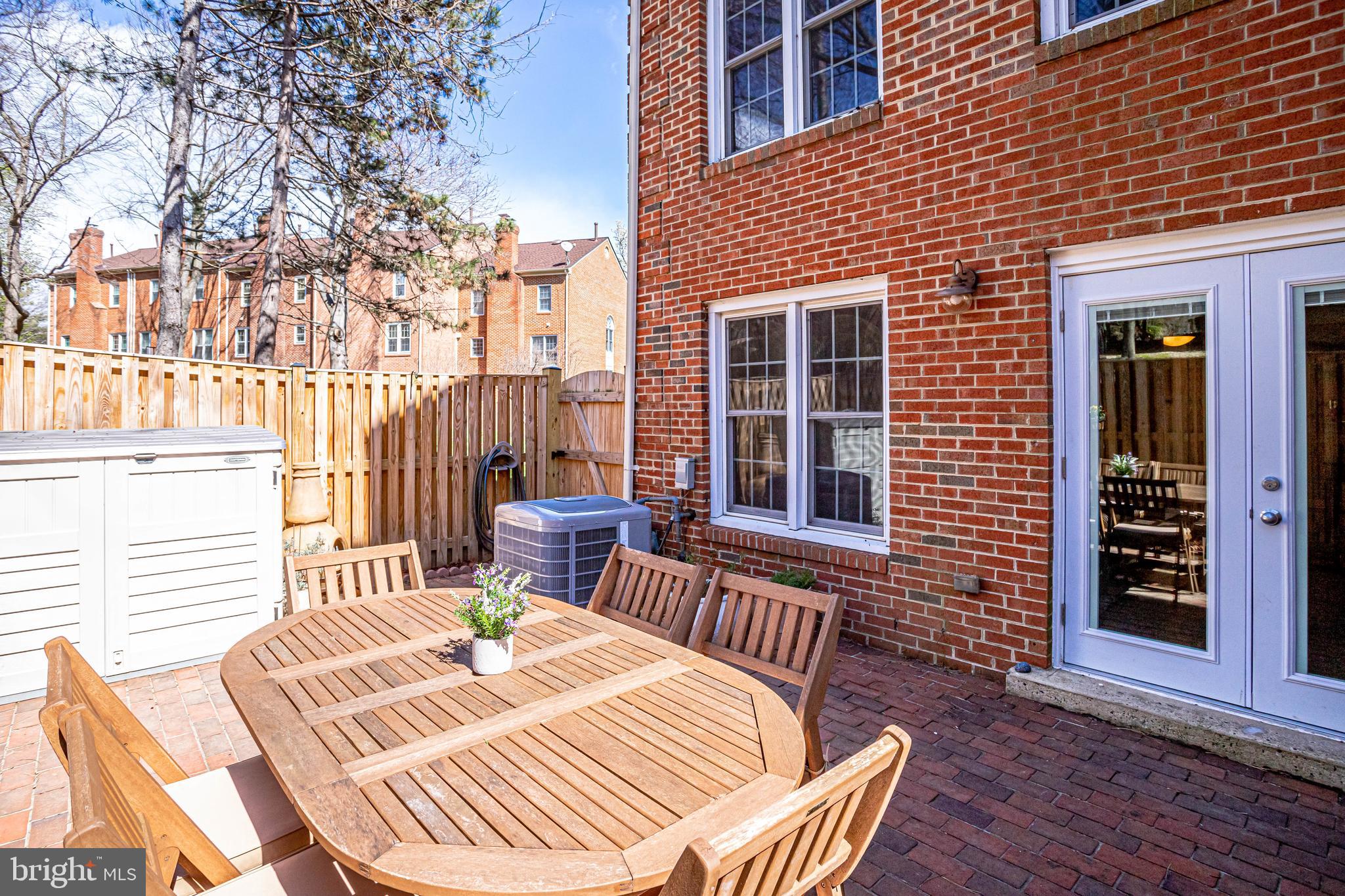 14 South Manchester Street Arlington, VA 22204 - Photo 67 of 88 Brick Patio