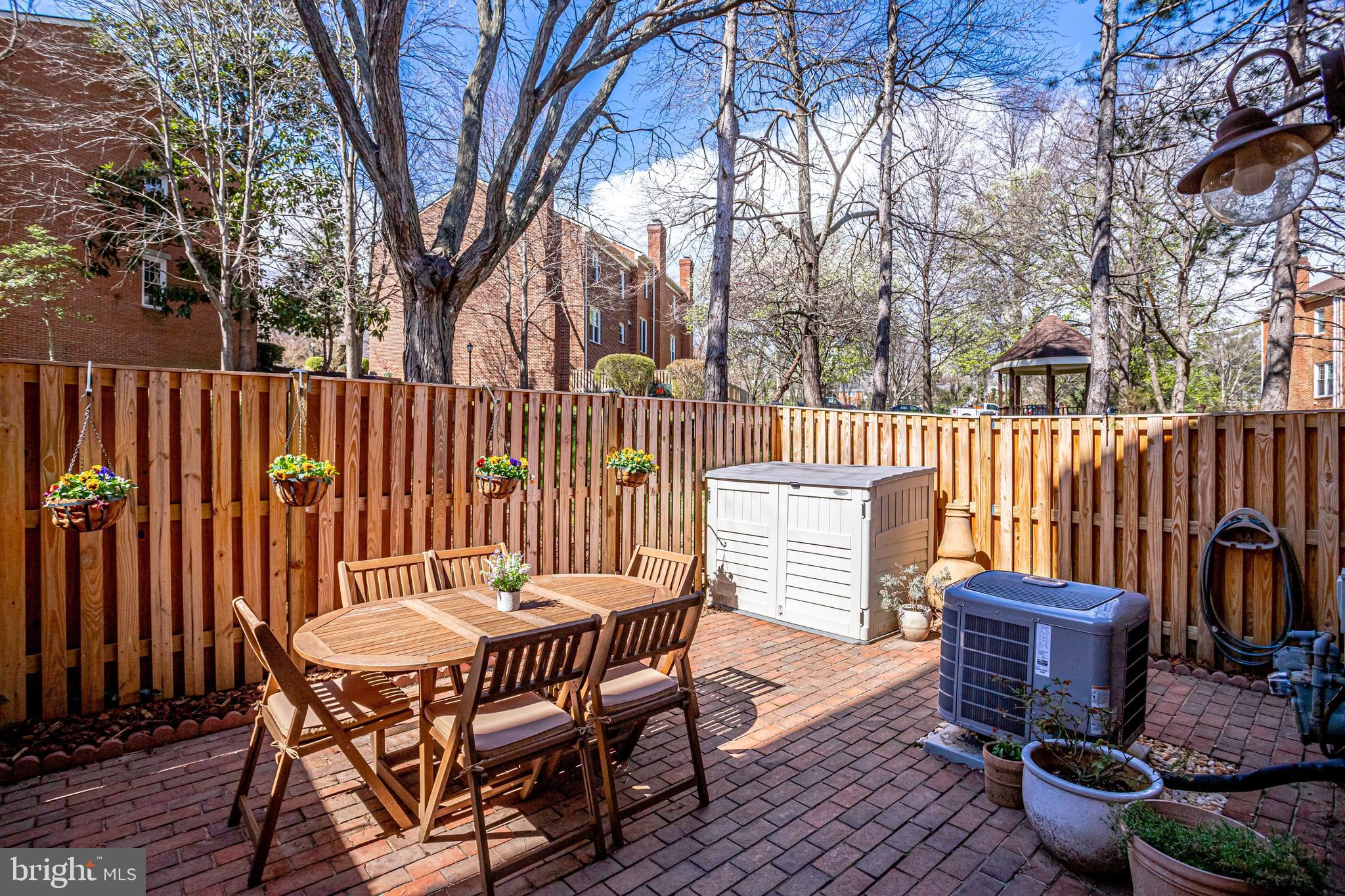 14 South Manchester Street Arlington, VA 22204 - Photo 69 of 88 Entertain Friends-perfect for summer BBQ's