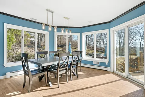 $2,699,000 | 2 Hemlock Rise, Armonk, NY 10504