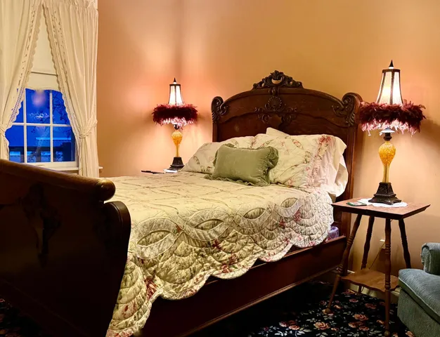 $685,000 | 425 Prospect Street, Peterson, MN 55962