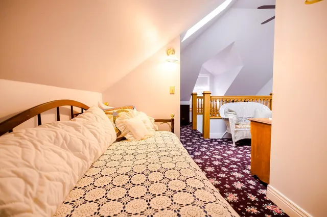 $685,000 | 425 Prospect Street, Peterson, MN 55962