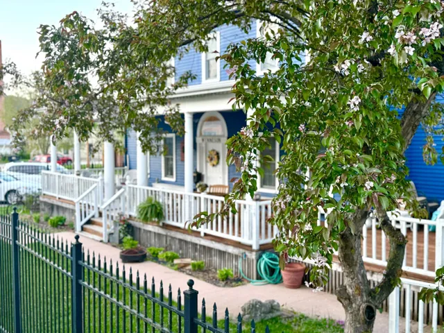 $685,000 | 425 Prospect Street, Peterson, MN 55962