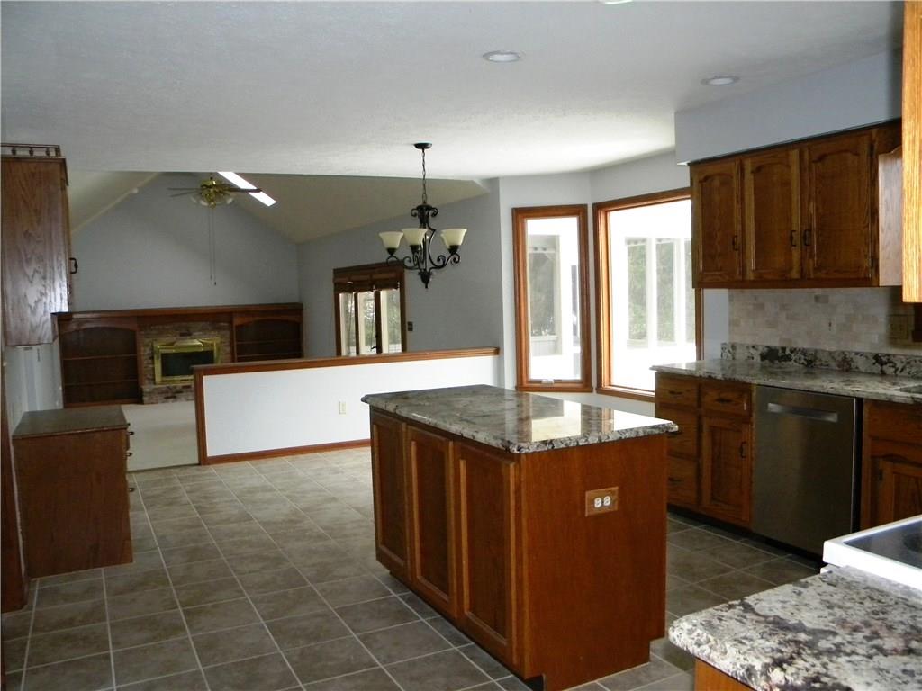 3348 Foster Ridge Lane Carmel, IN 46033 - Photo 7 of 25 Gallery Image 7