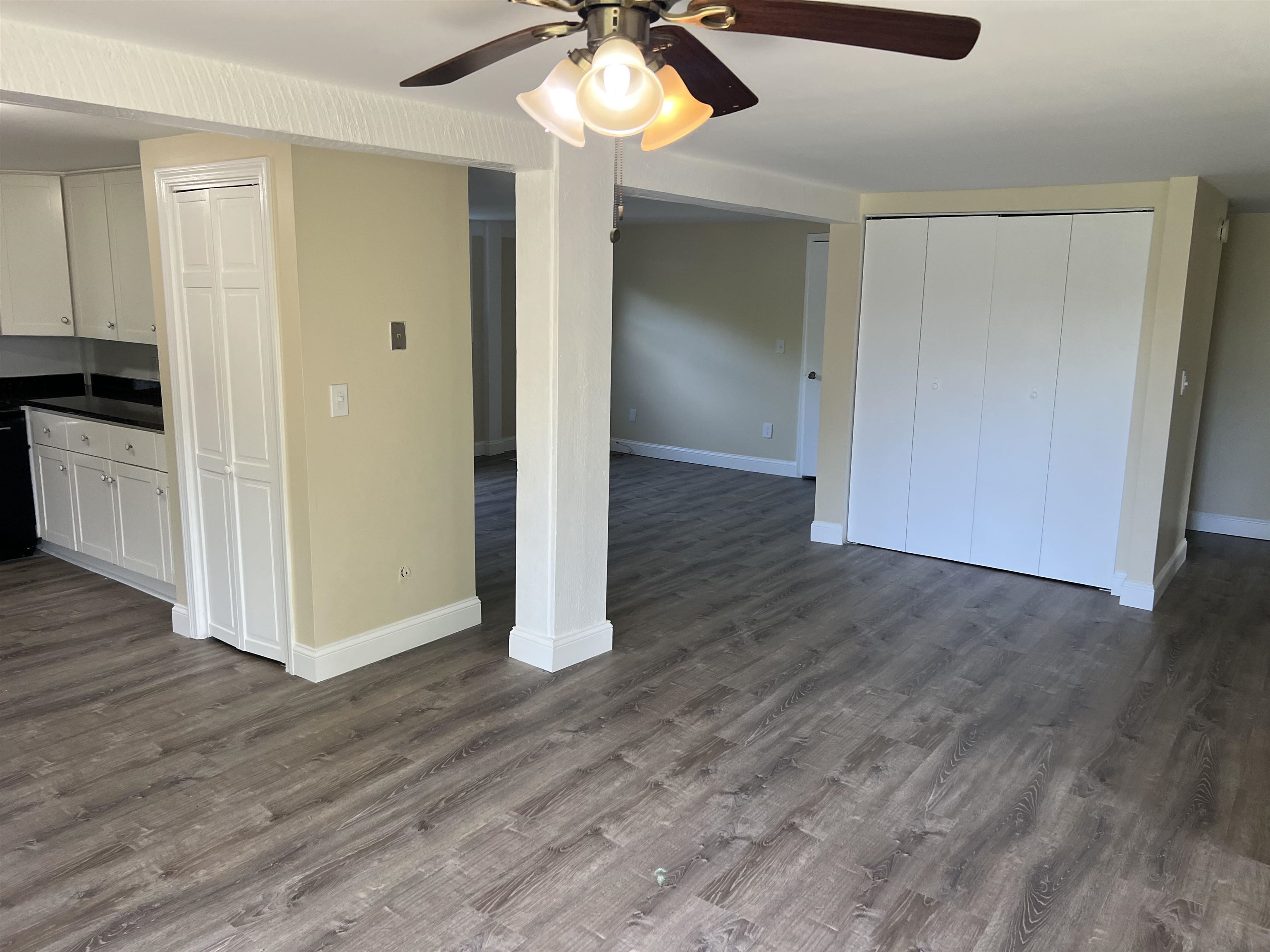 82 High Street, Unit #4 Stratham, NH 03885 - Photo 3 of 14