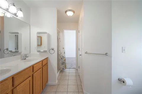 $289,500 | 18437 West 156th Terrace, Unit 3502, Olathe, KS 66062