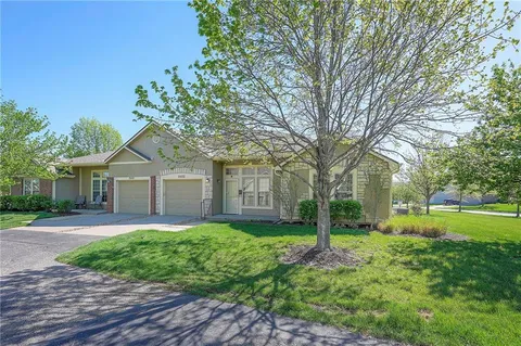 $289,500 | 18437 West 156th Terrace, Unit 3502, Olathe, KS 66062