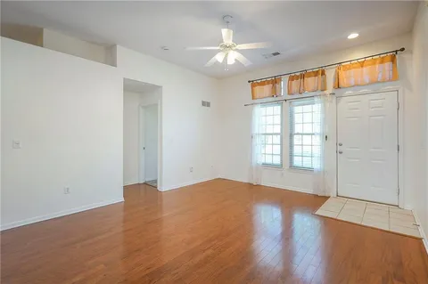 $289,500 | 18437 West 156th Terrace, Unit 3502, Olathe, KS 66062