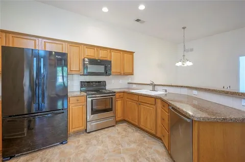 $289,500 | 18437 West 156th Terrace, Unit 3502, Olathe, KS 66062