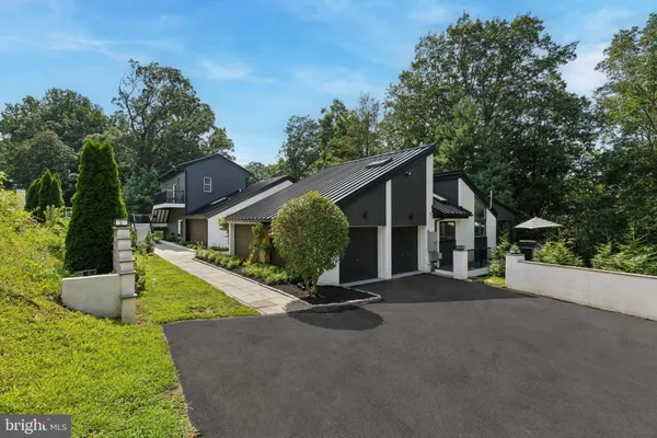 $1,995,000 | 1220 Valley Road, Villanova, PA 19085