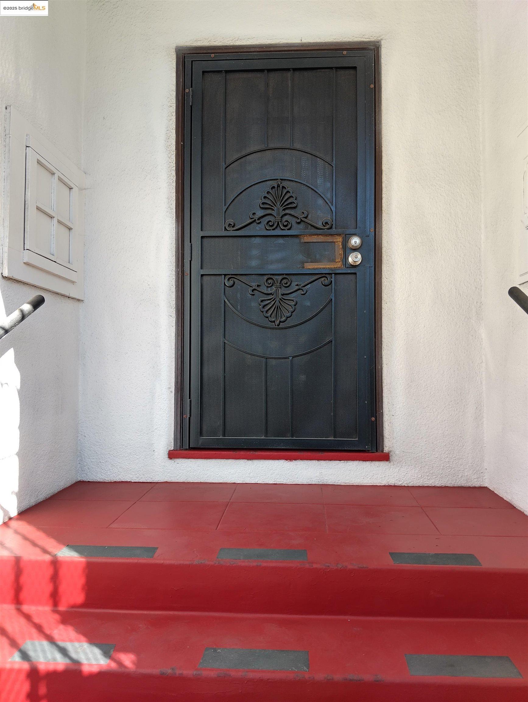 1864 11th Avenue Oakland, CA 94606 - Photo 4 of 46 a view of wooden floor
