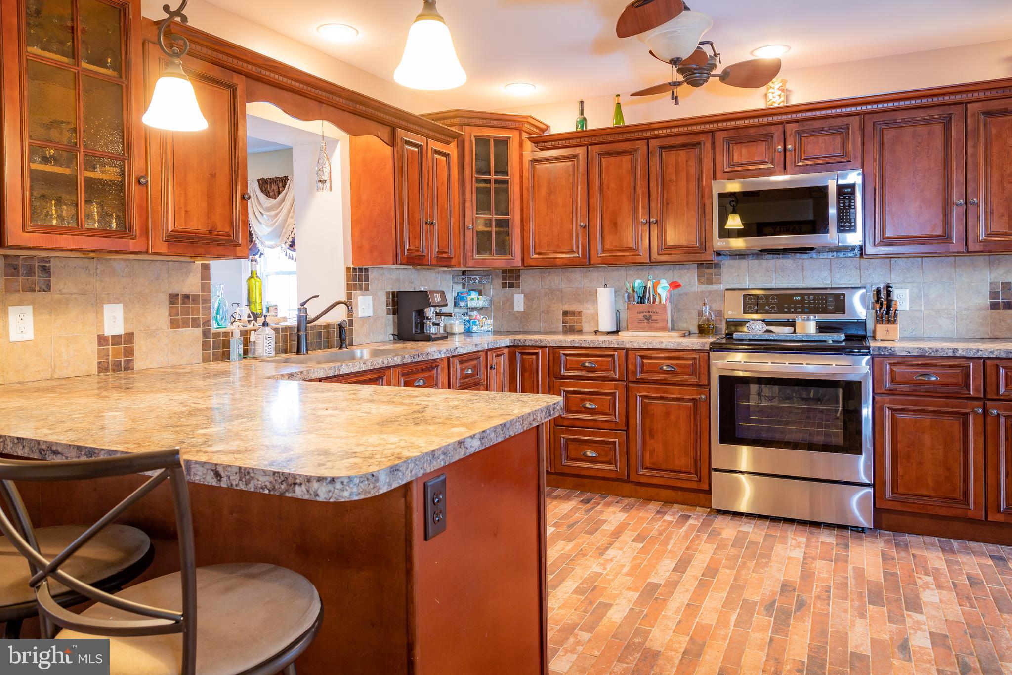 2195 Valley Road Enola, PA 17025 - Photo 5 of 41 Gallery Image 5