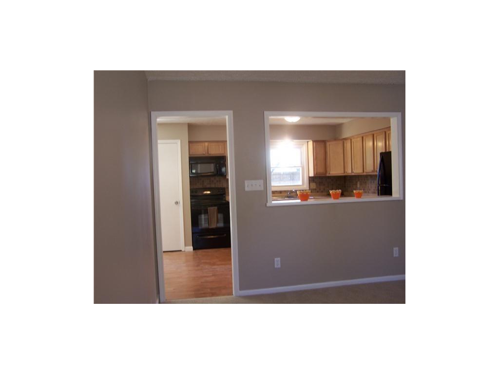 986 Apple Valley Road Greenwood, IN 46142 - Photo 6 of 8 Gallery Image 6