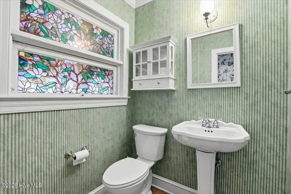 $575,000 | 1602 Greenbriar Road, Kinston, NC 28501