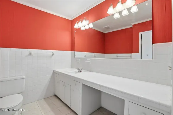 $575,000 | 1602 Greenbriar Road, Kinston, NC 28501