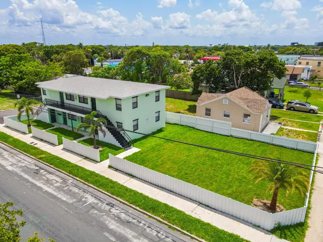 a view of a garden with an outdoor space