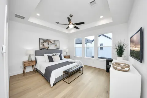 $375,000 | 717 Marcella Street, Unit C, Houston, TX 77091