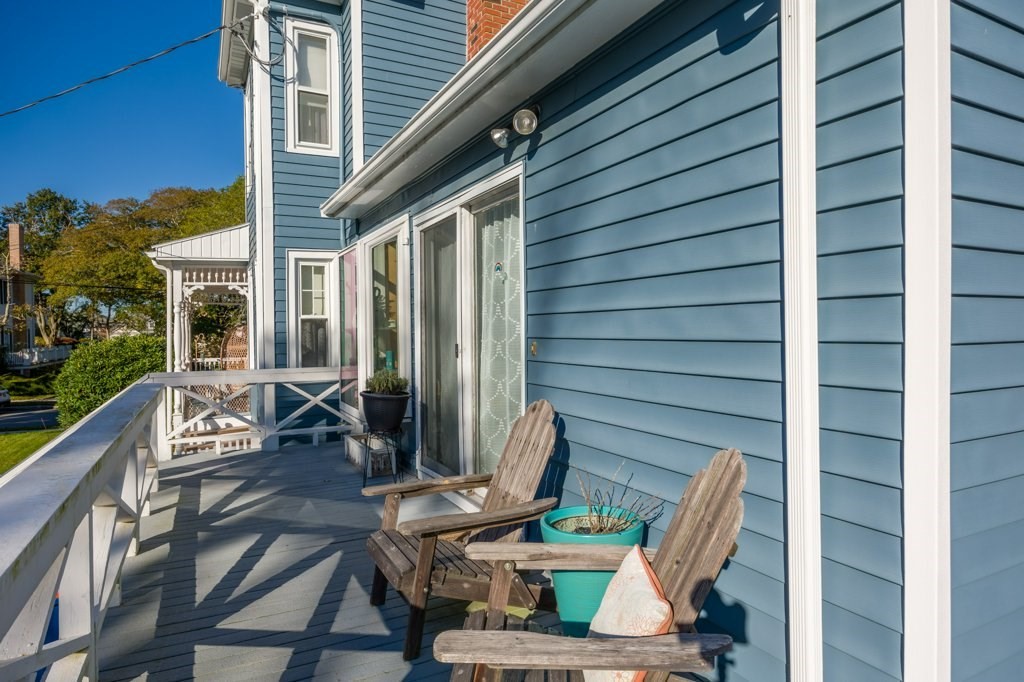 77 Green Street Fairhaven, MA 02719 - Photo 9 of 42